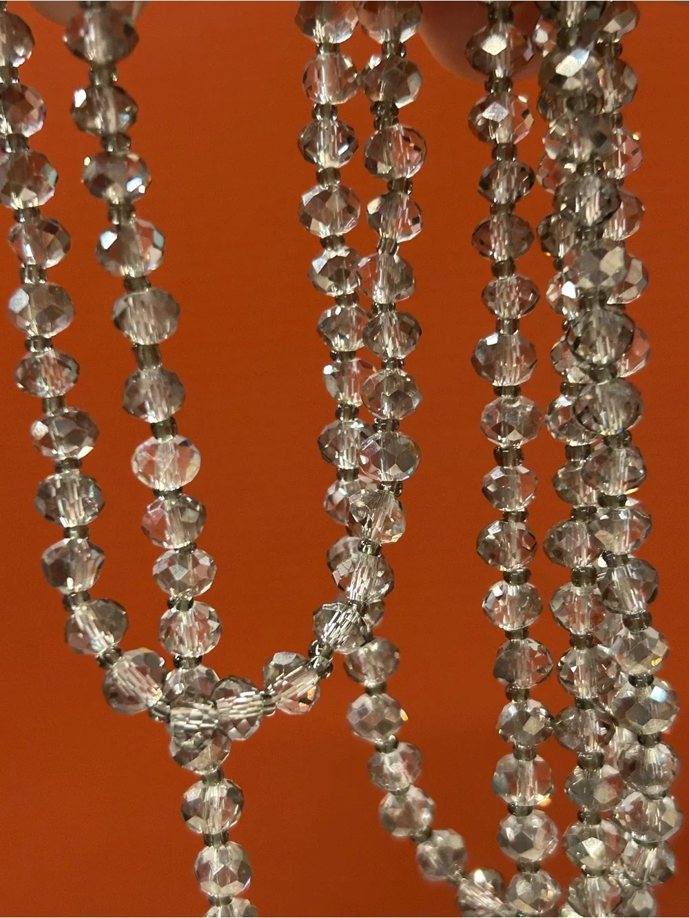 Stunning silver metallic glass crystal tasseled lariat scarf necklace